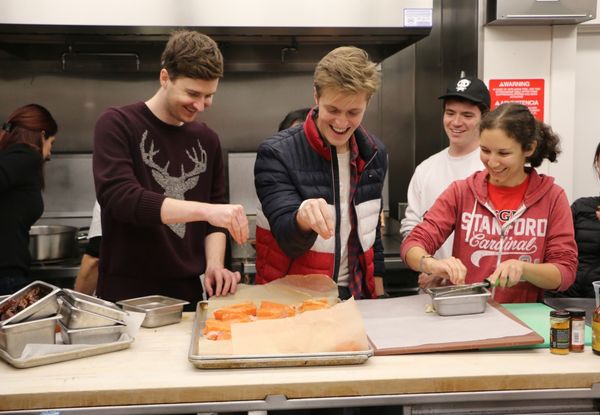 students learn to cook Persian cuisine