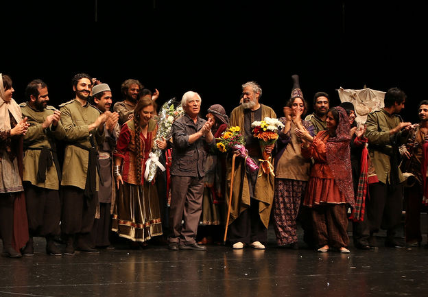 Bahram Beyzaie and cast of Tarabnameh take a bow